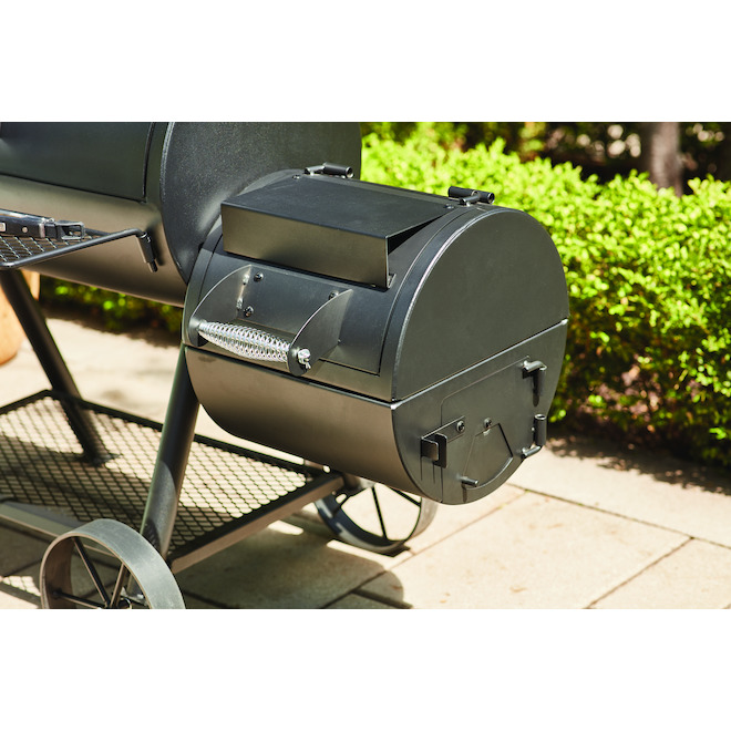 Oklahoma Joe's Highland Offset Charcoal Smoker