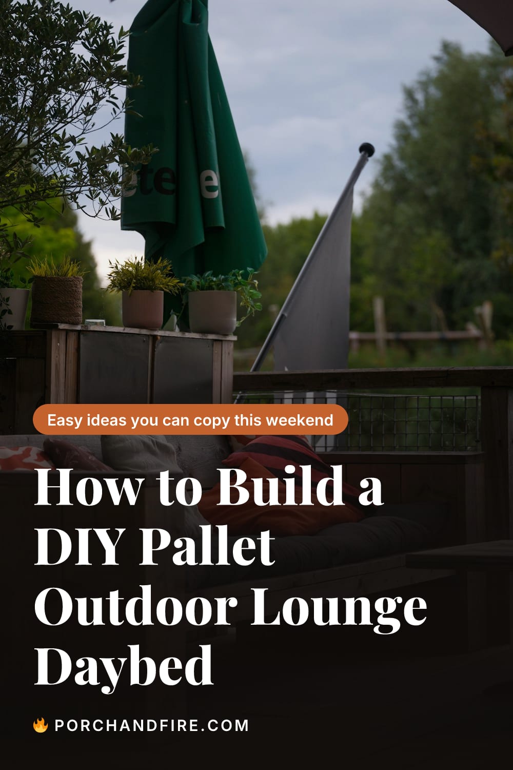 How to Build a DIY Pallet Outdoor Lounge Daybed